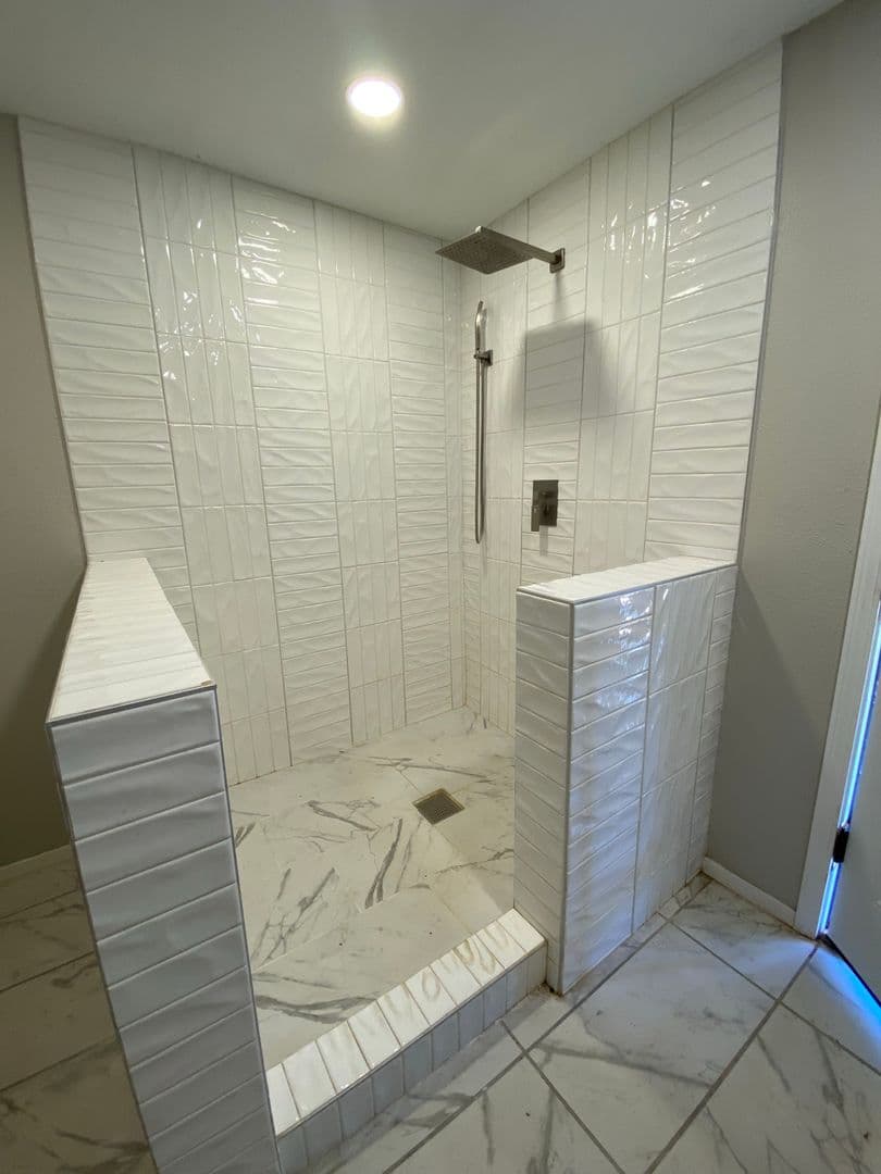 San Angelo House: 5218 Green Valley Trail