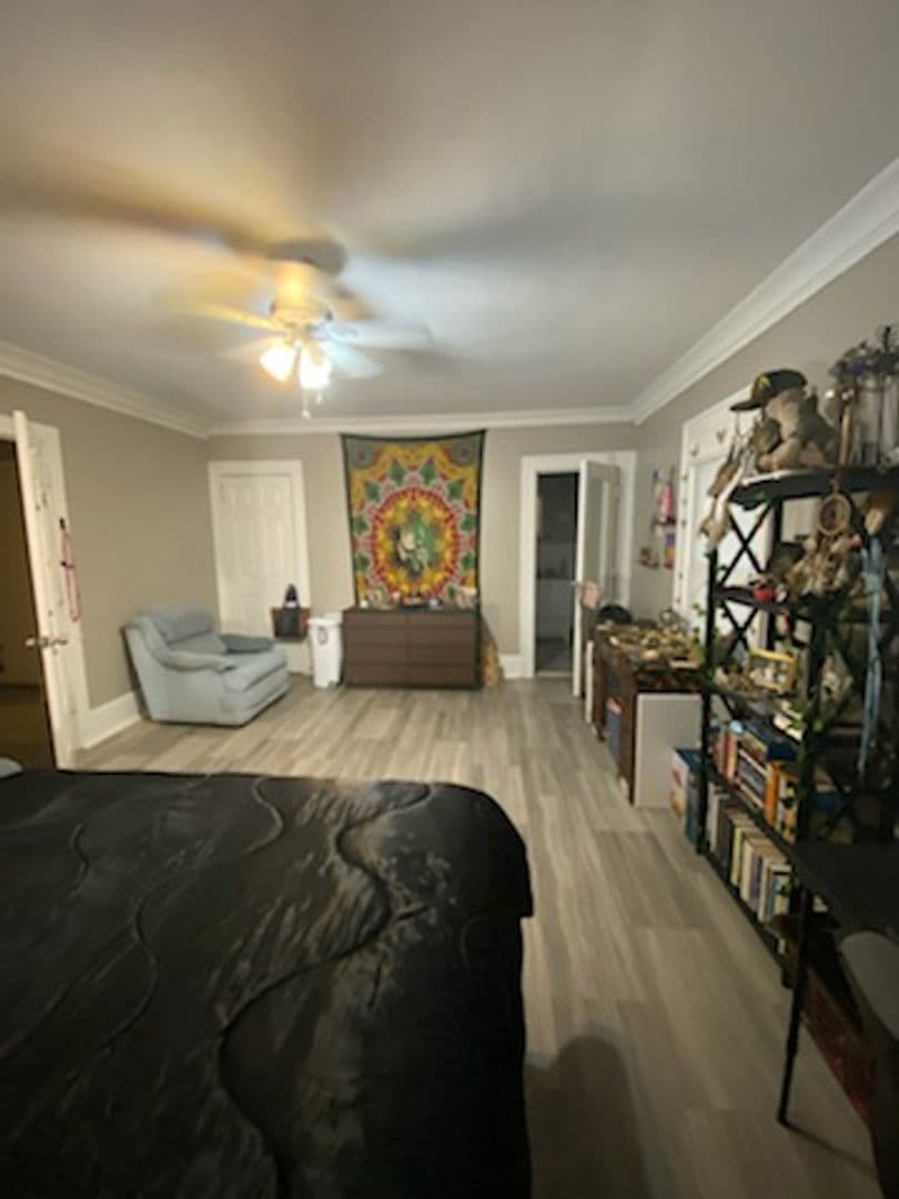 Rochester Apartment: 1211 lake ave