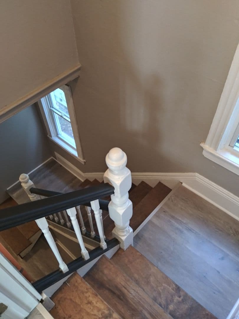 Rochester Apartment: 68 EDMONDS ST
