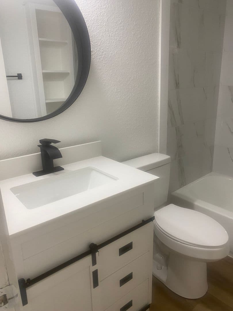 Dallas Apartment: 4414 Worth Street