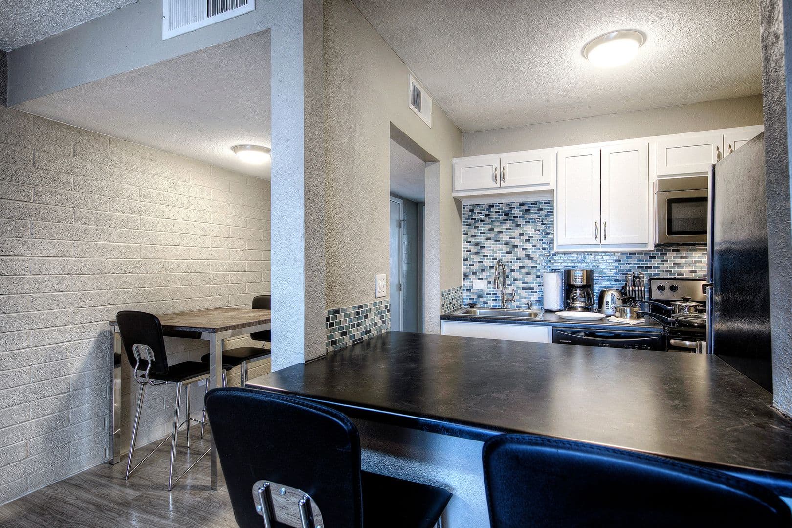 Tempe Apartment: 1433 S. Stanley Pl.