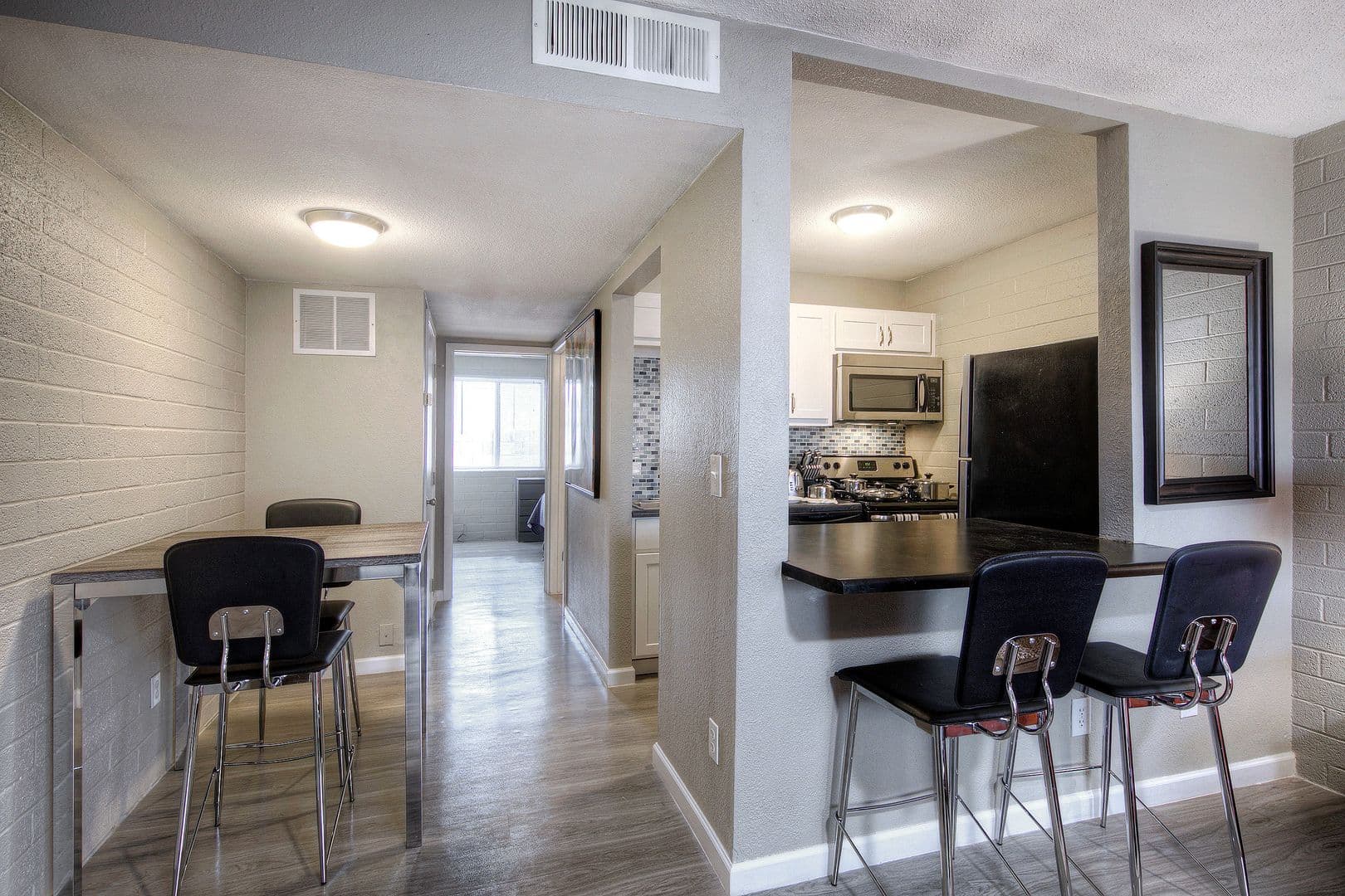 Tempe Apartment: 1433 S. Stanley Pl.