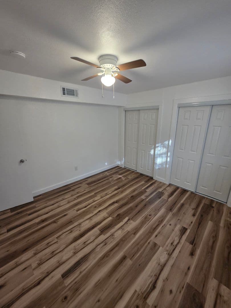 Dallas Apartment: 4414 Worth Street