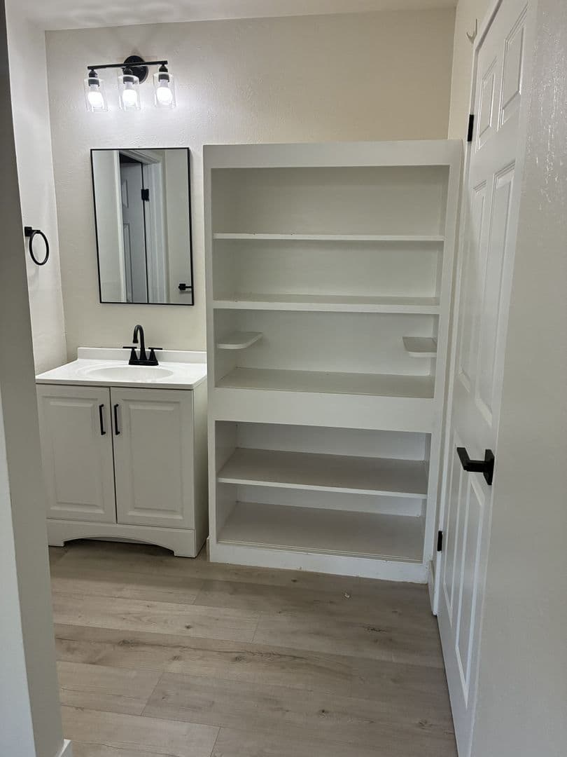 West Sacramento Apartment: 501 Michigan Blvd.