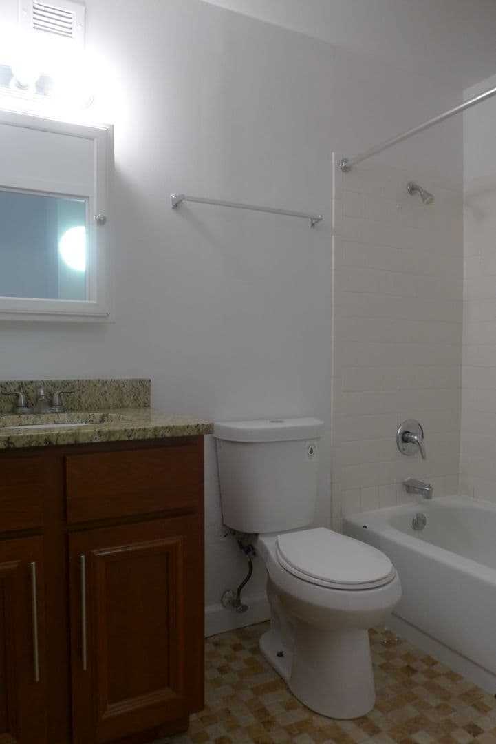 Chicago Apartment: 537 S. Dearborn