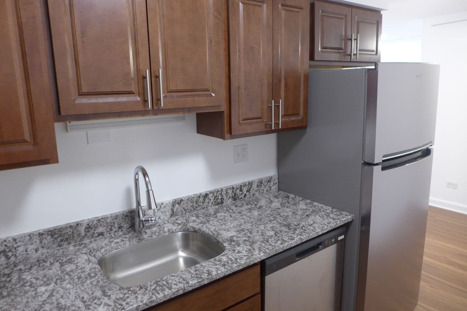 Chicago Apartment: 5250 N. Sheridan Road