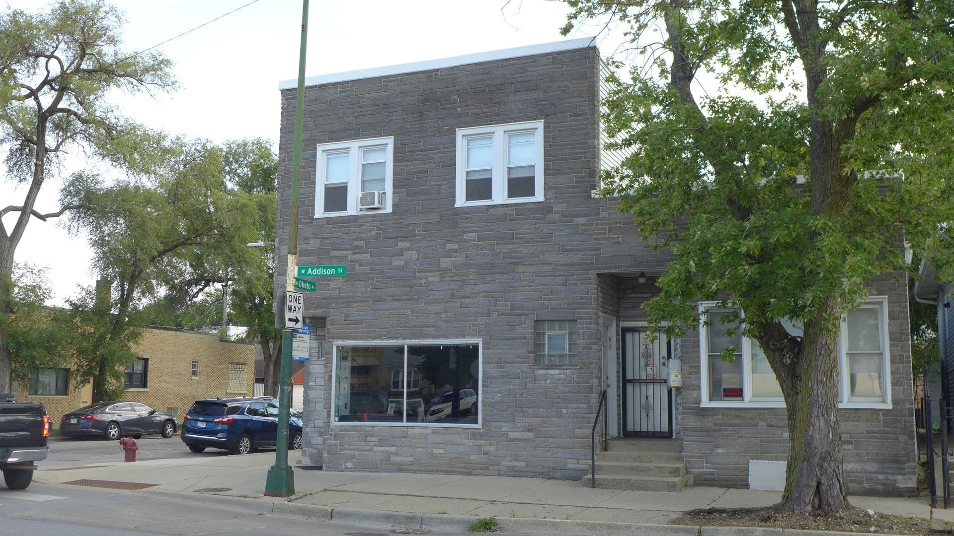 Chicago Apartment: 7401 W. Addison St.