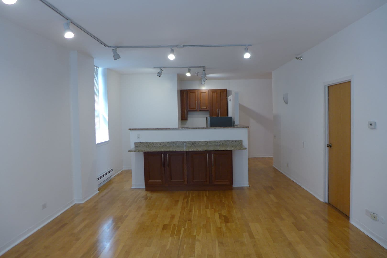 Chicago Apartment: 537 S. Dearborn