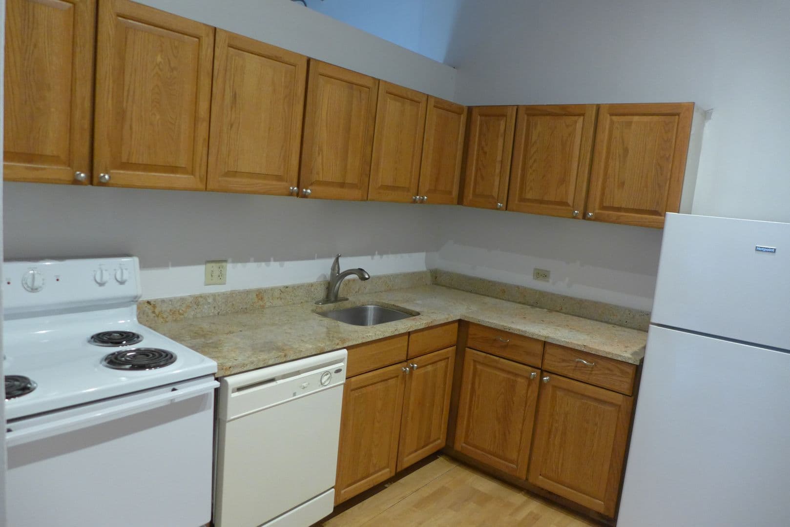 Chicago Apartment: 525 S. Dearborn