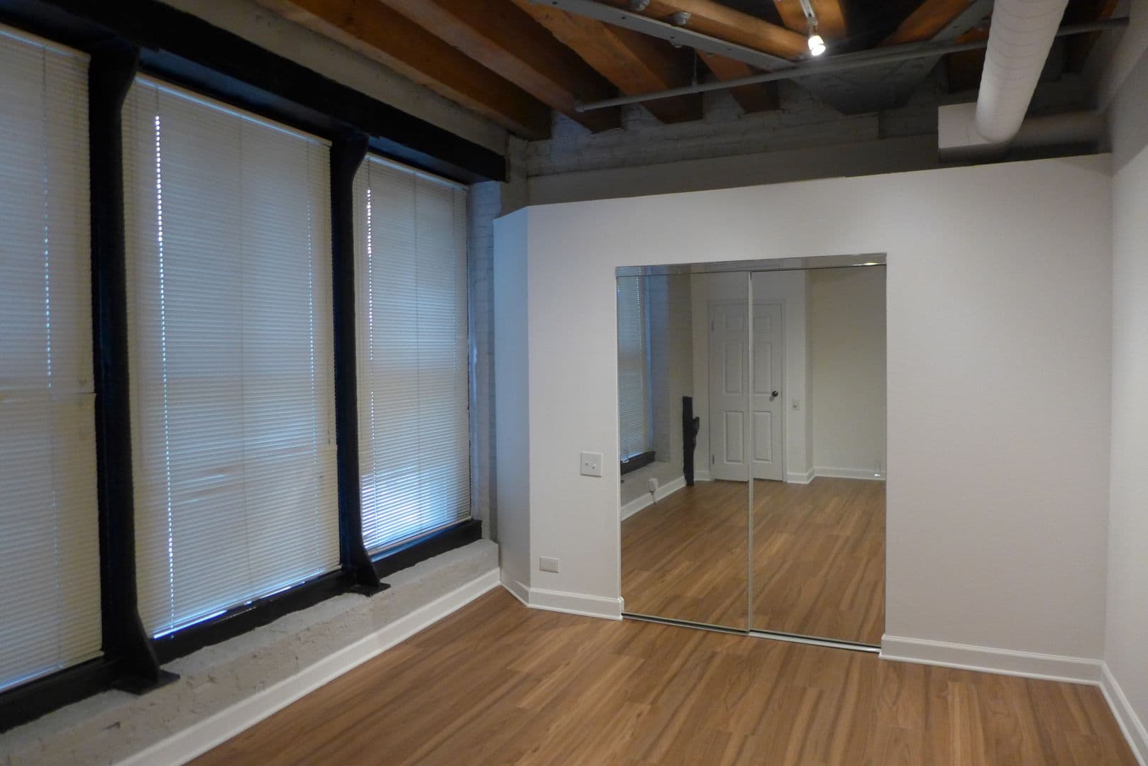 Chicago Apartment: 525 S. Dearborn