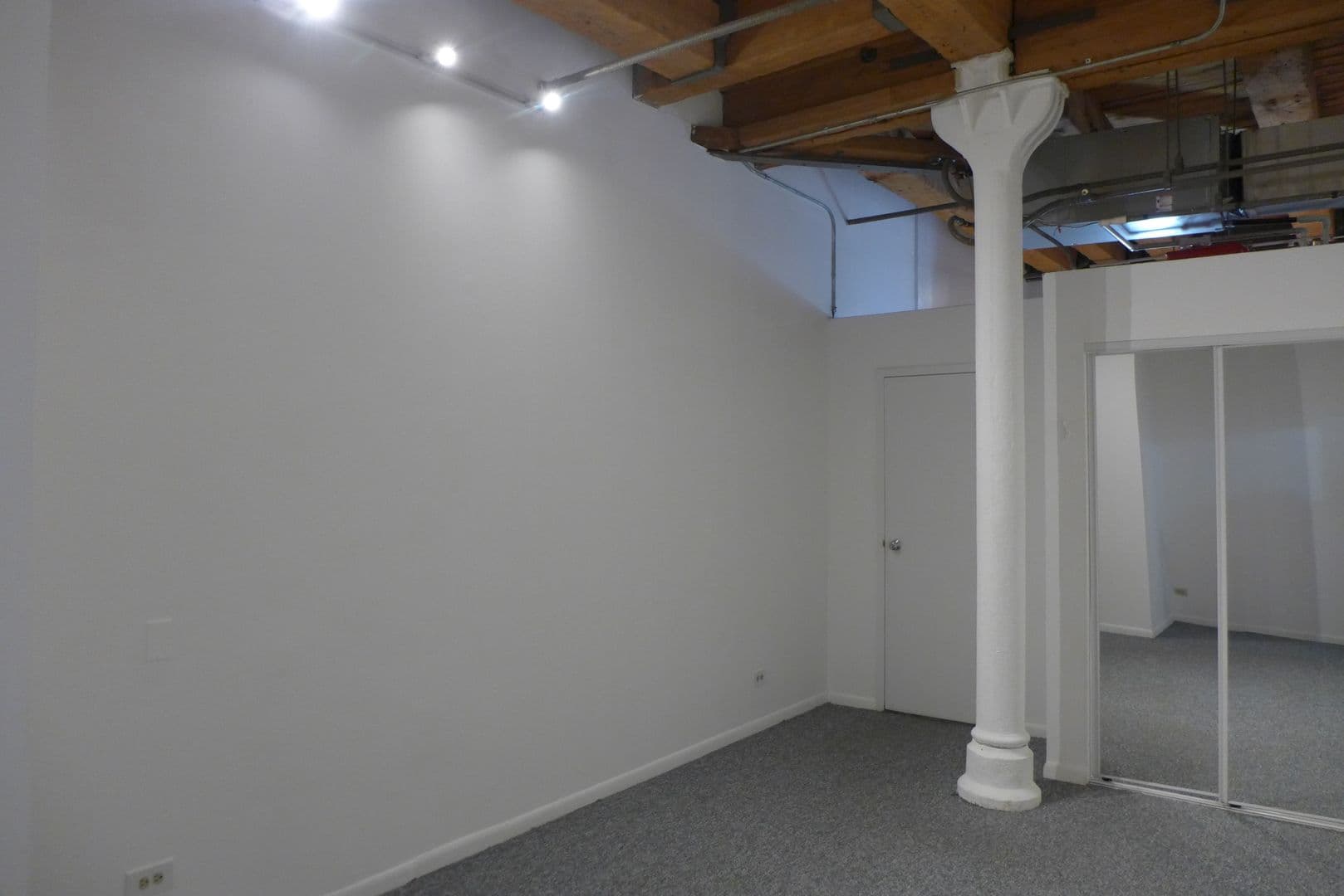 Chicago Apartment: 525 S. Dearborn