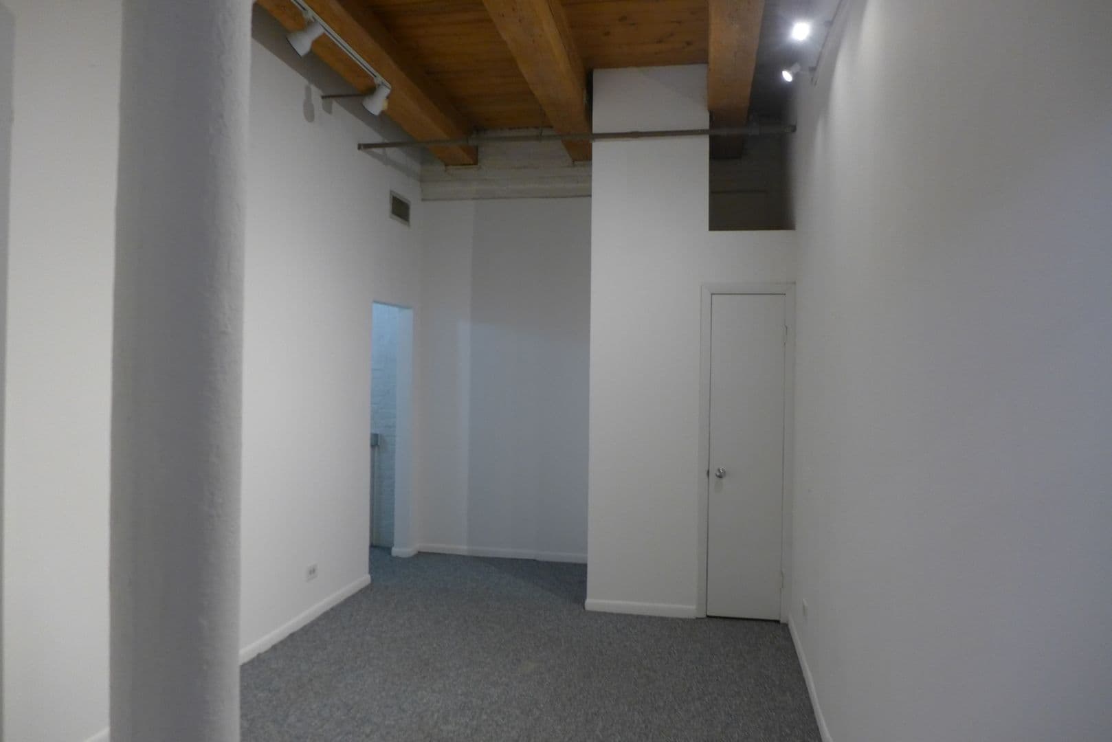 Chicago Apartment: 525 S. Dearborn