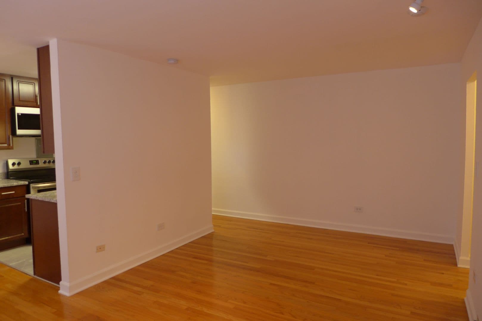 Chicago Apartment: 5300 N. Sheridan Road
