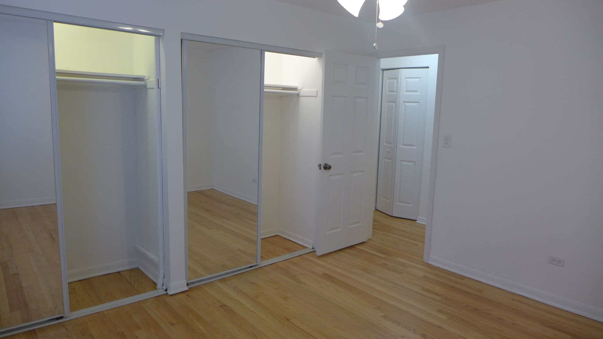 Chicago Apartment: 5300 N. Sheridan Road