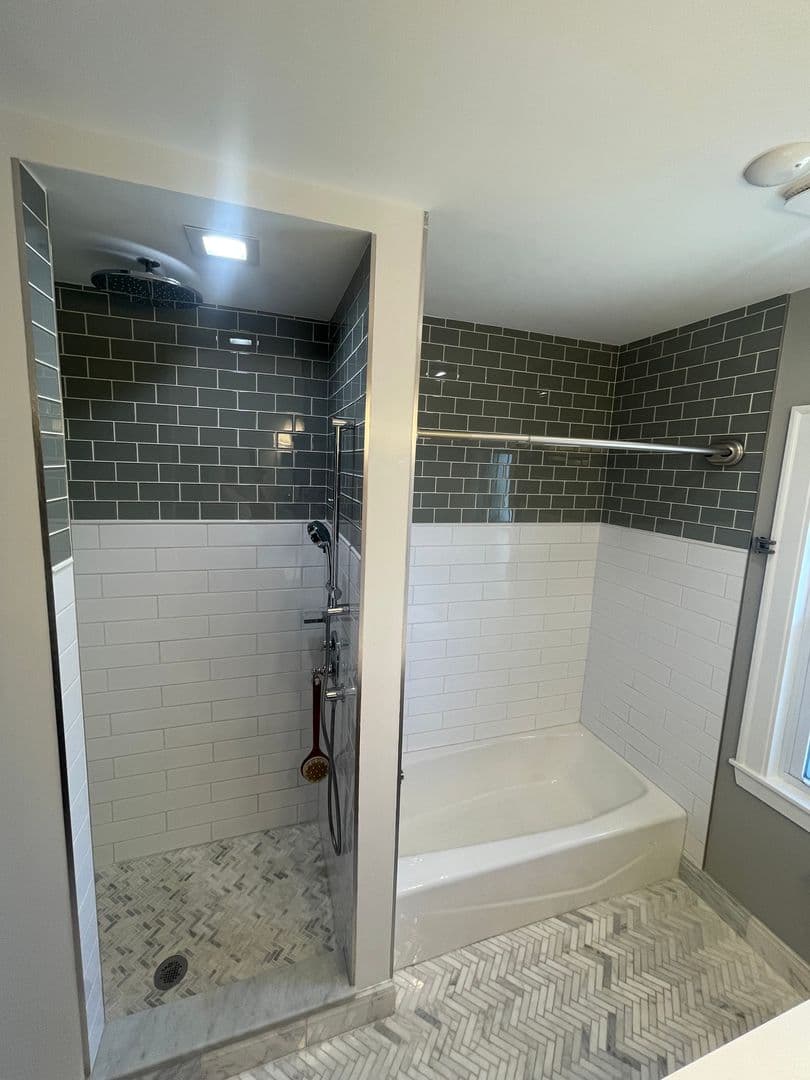 Chicago Apartment: 5300 N. Sheridan Road