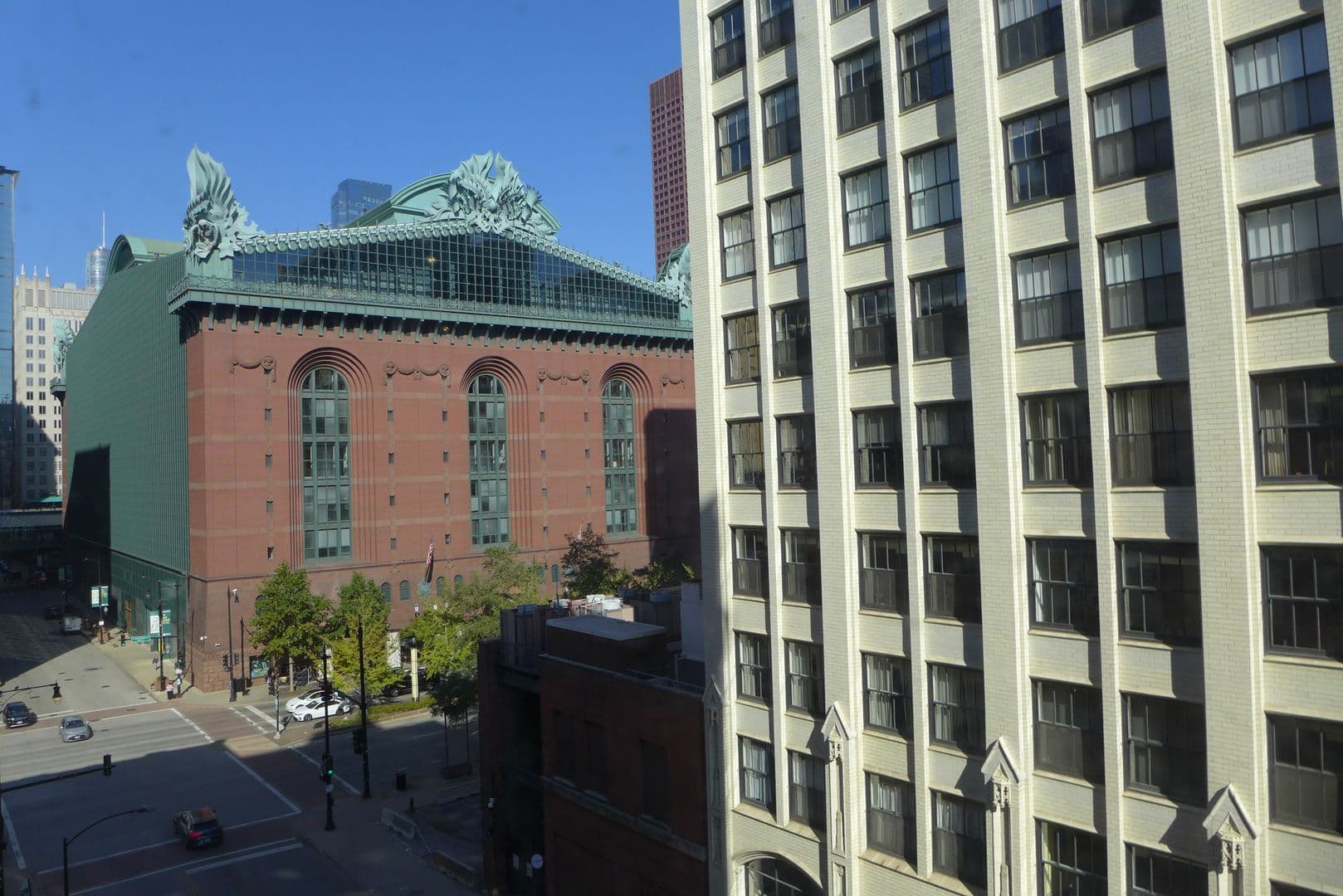 Chicago Apartment: 537 S. Dearborn