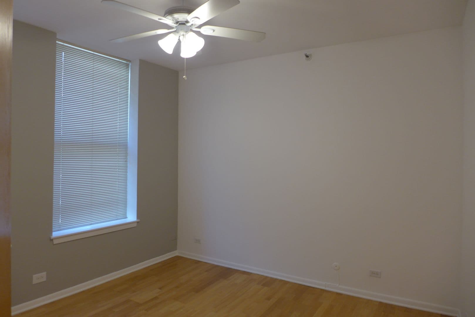 Chicago Apartment: 537 S. Dearborn