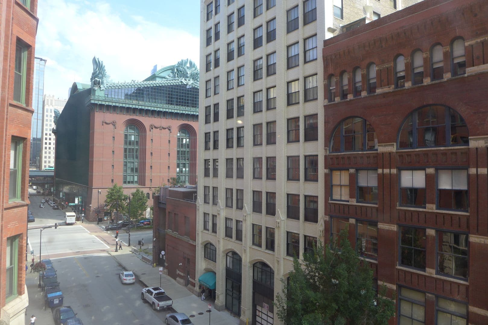 Chicago Apartment: 537 S. Dearborn