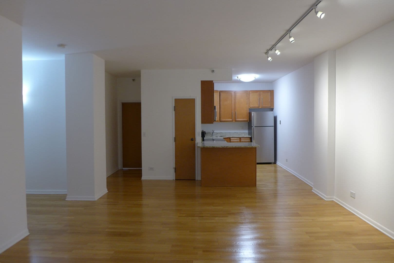 Chicago Apartment: 537 S. Dearborn