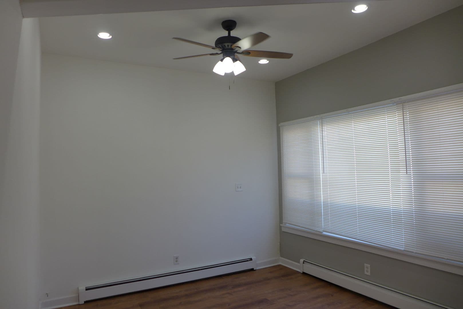 Chicago Apartment: 7401 W. Addison St.