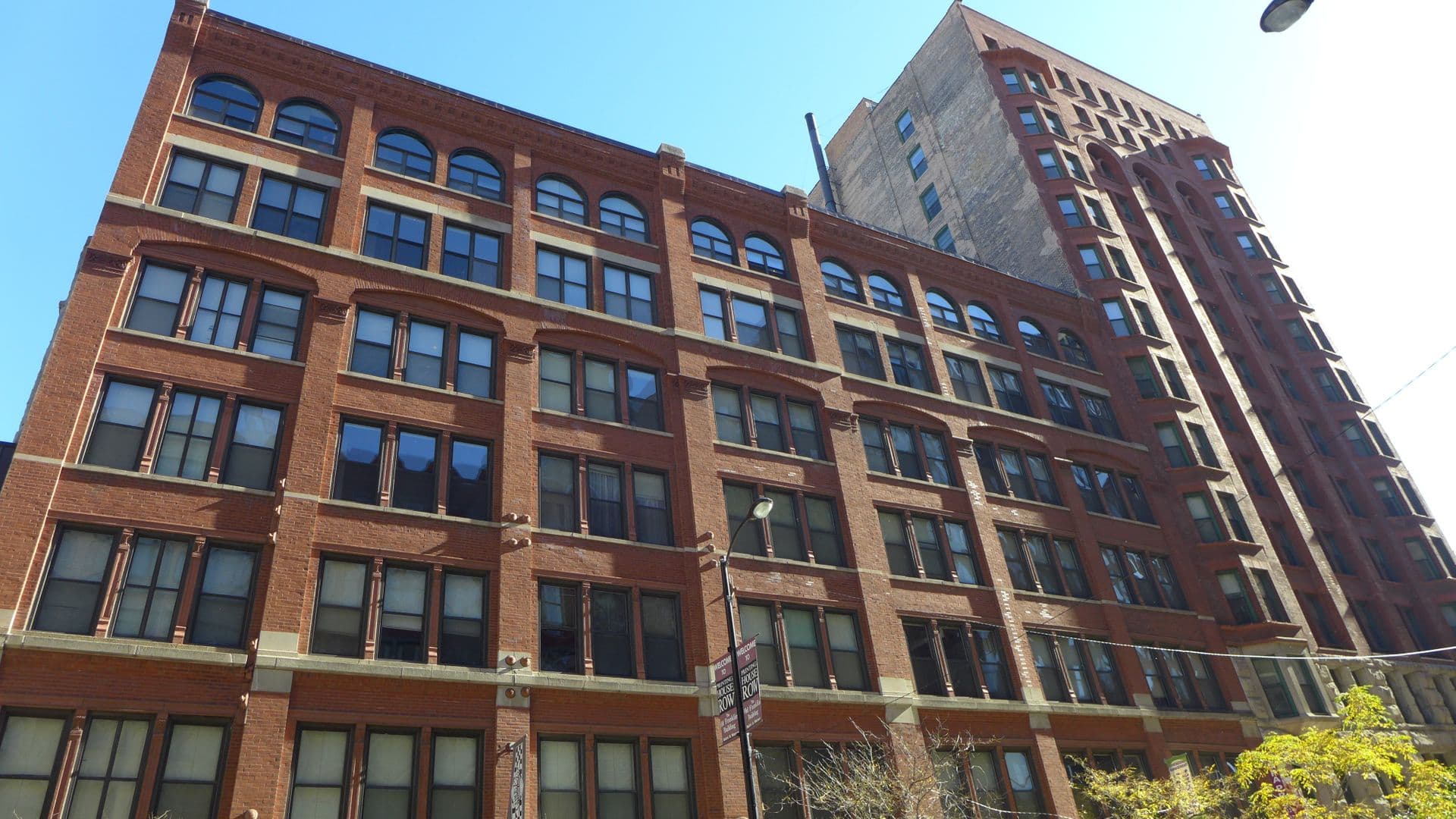 Chicago Apartment: 525 S. Dearborn