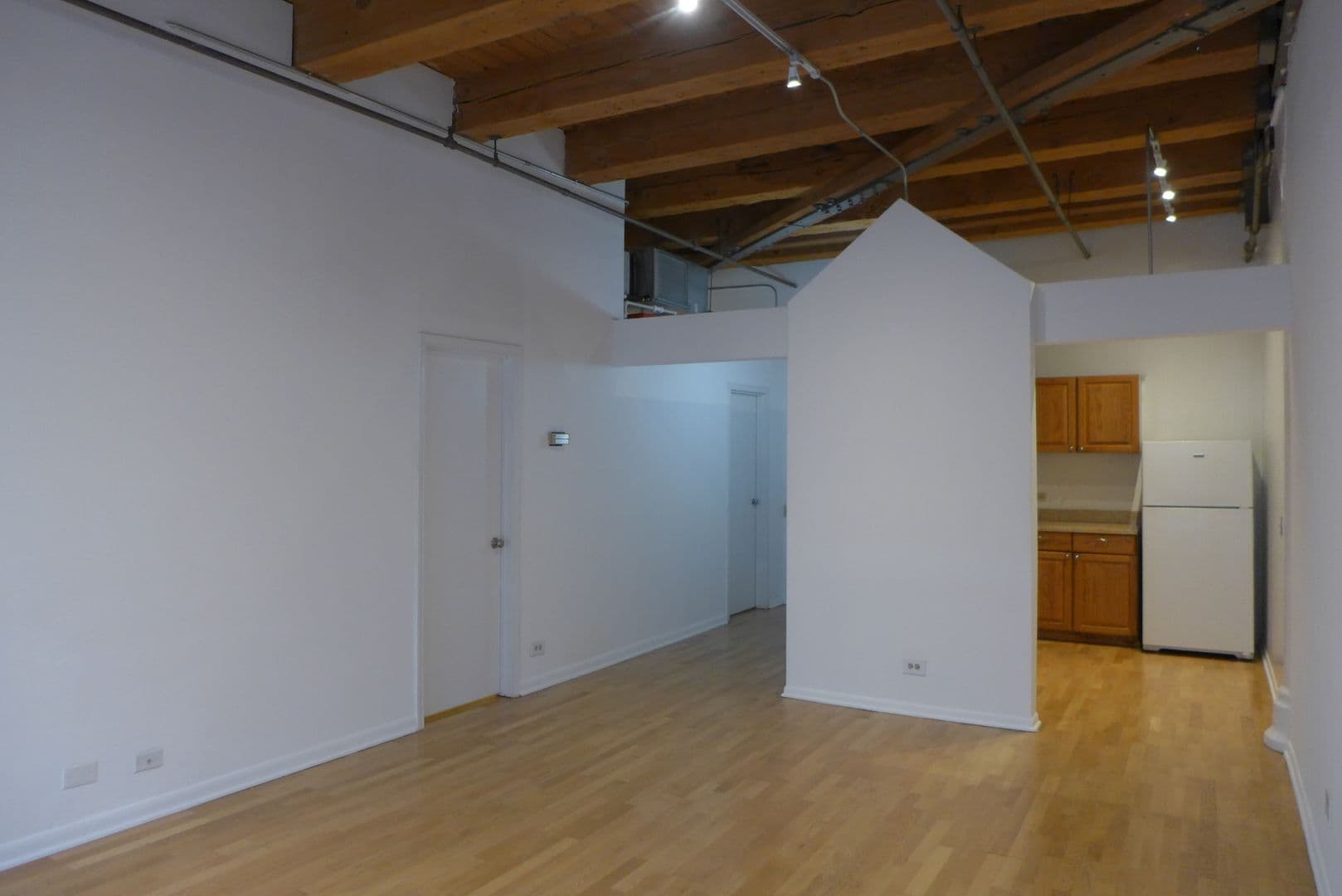 Chicago Apartment: 525 S. Dearborn