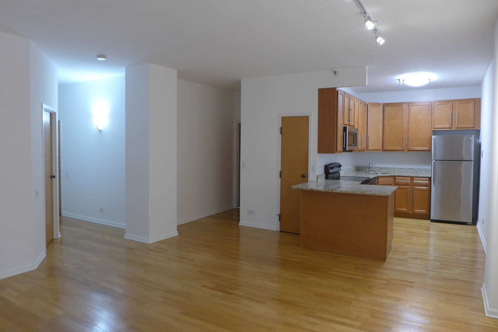 Chicago Apartment: 537 S. Dearborn