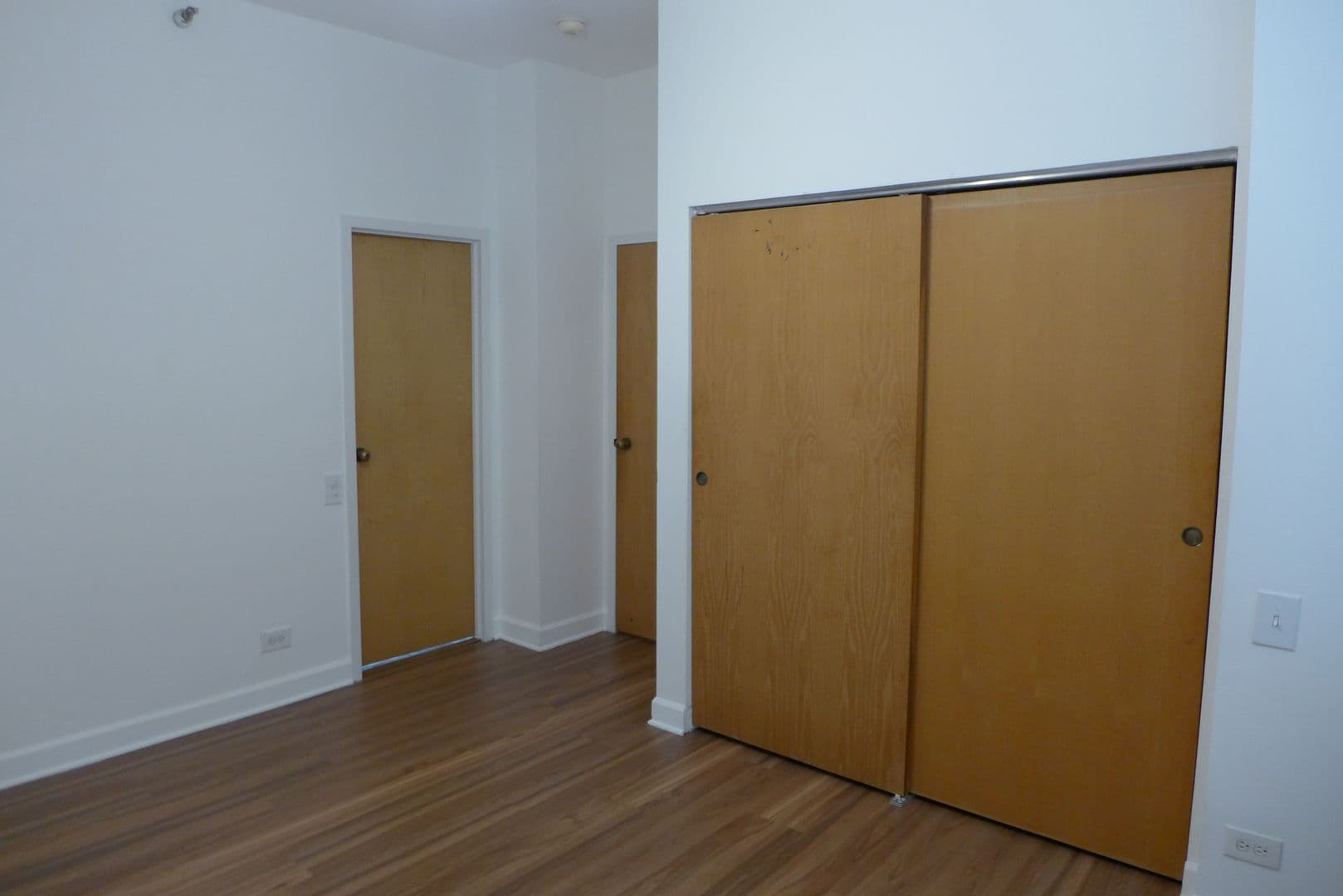 Chicago Apartment: 537 S. Dearborn