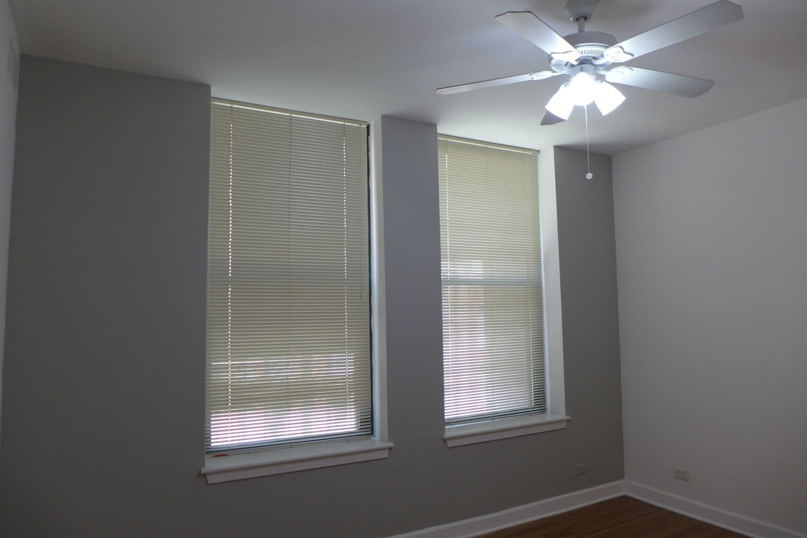 Chicago Apartment: 537 S. Dearborn