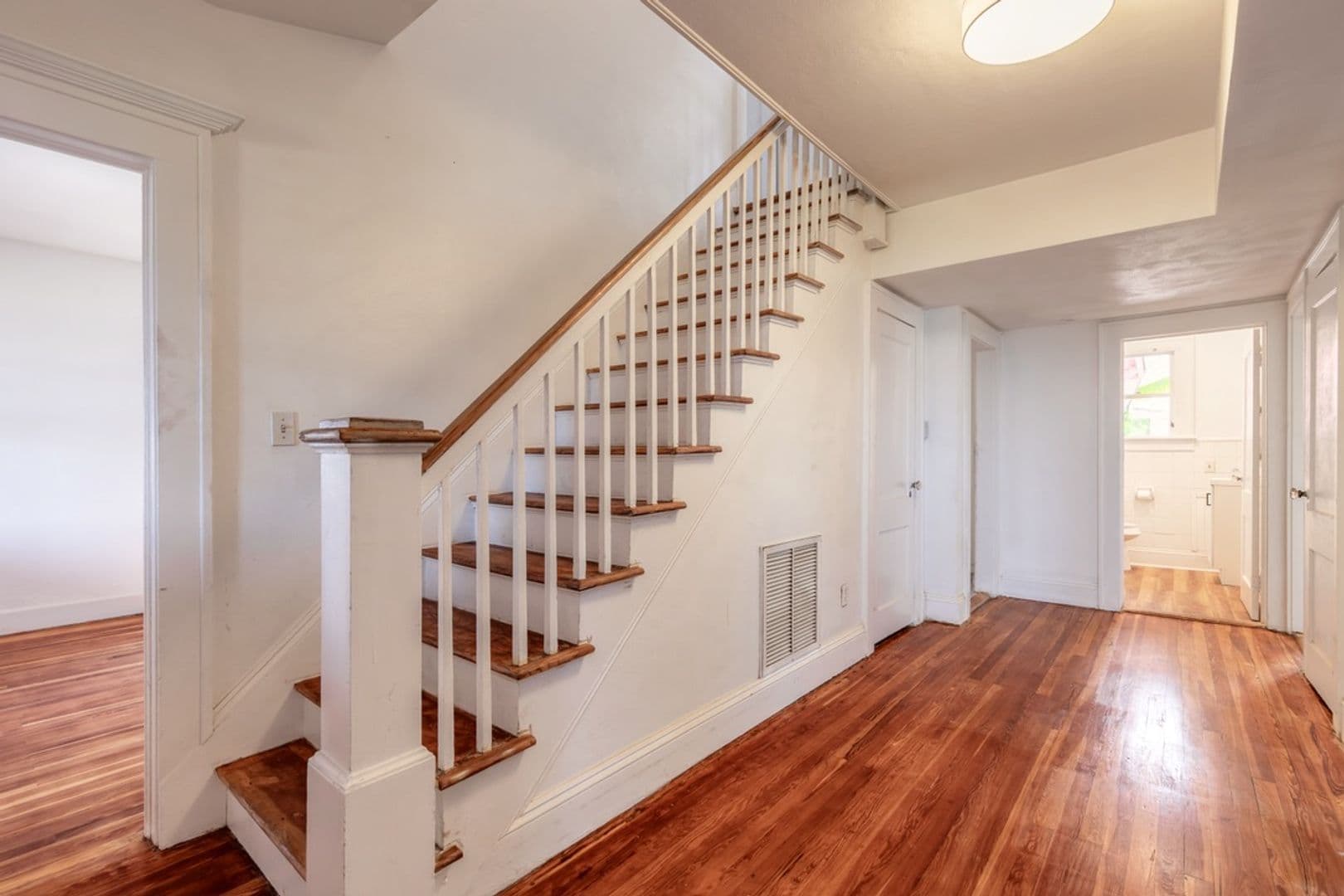 Port Orange House: 4440 Halifax Dr