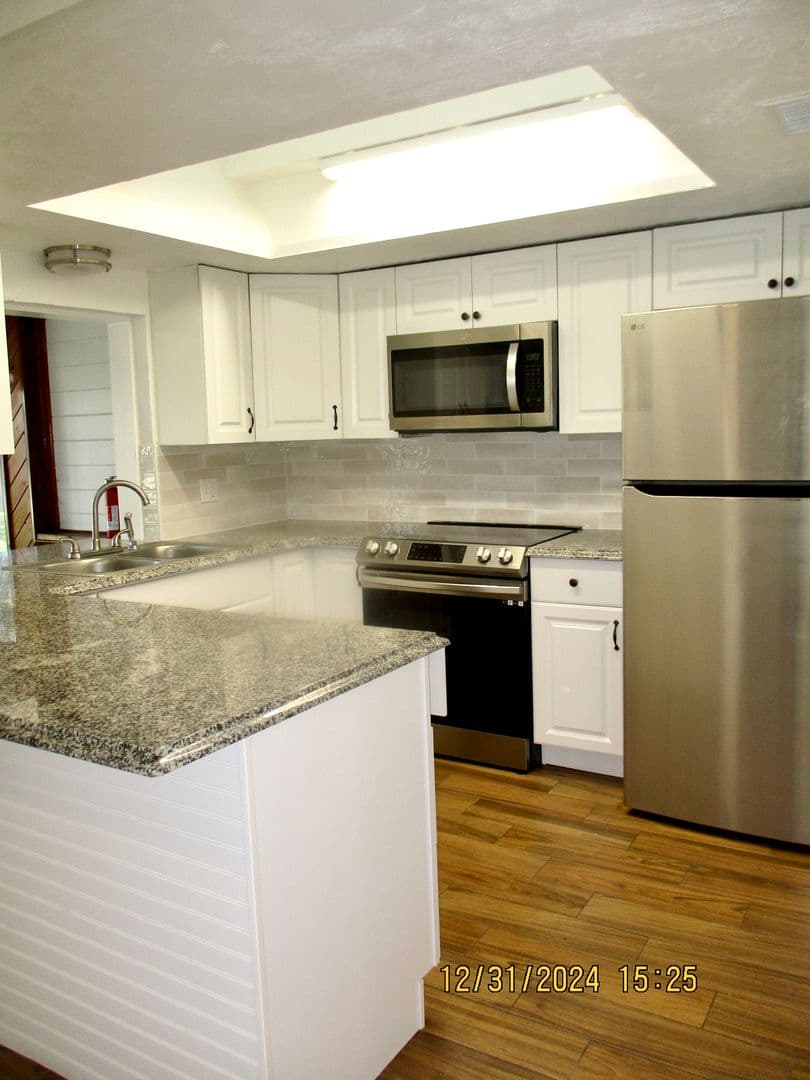 South Daytona House: 1737 Western Rd