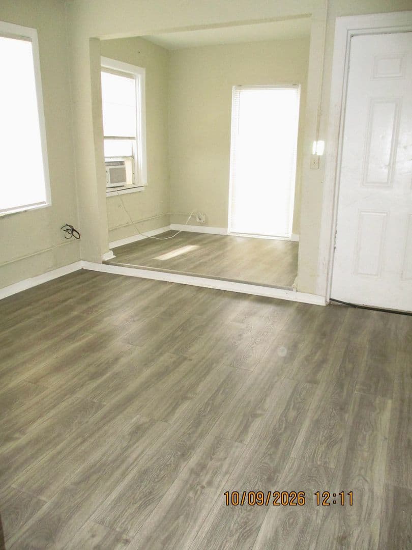 Daytona Beach Apartment: 117 S Grandview Ave - 3