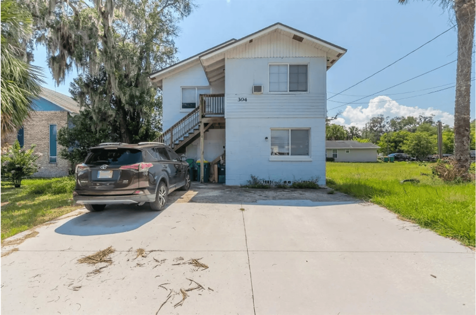DeLand House: 304 S Adelle Ave