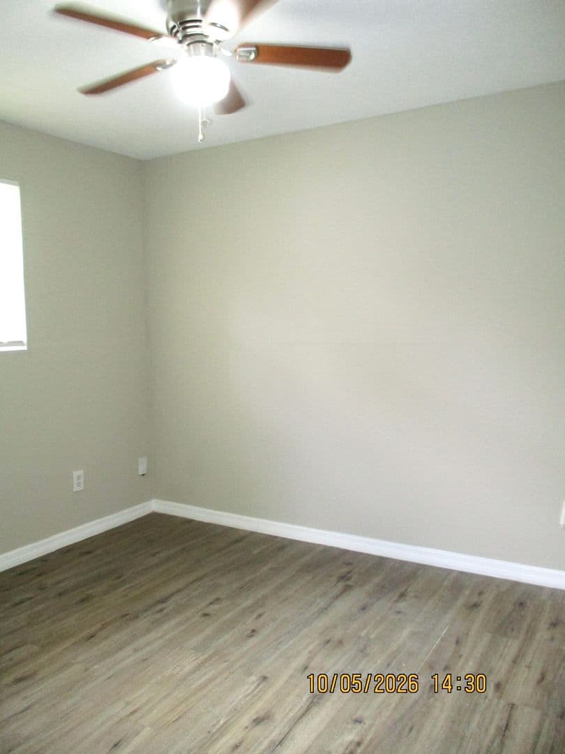 Daytona Beach House: 228 S Keech St