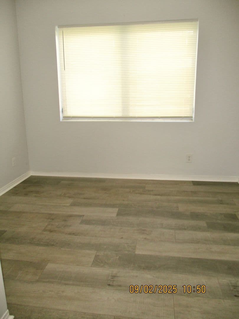 Daytona Beach House: 428 Manhattan Ave