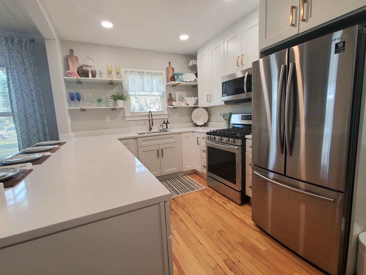 Daytona Beach House: 410 N Oleander Ave