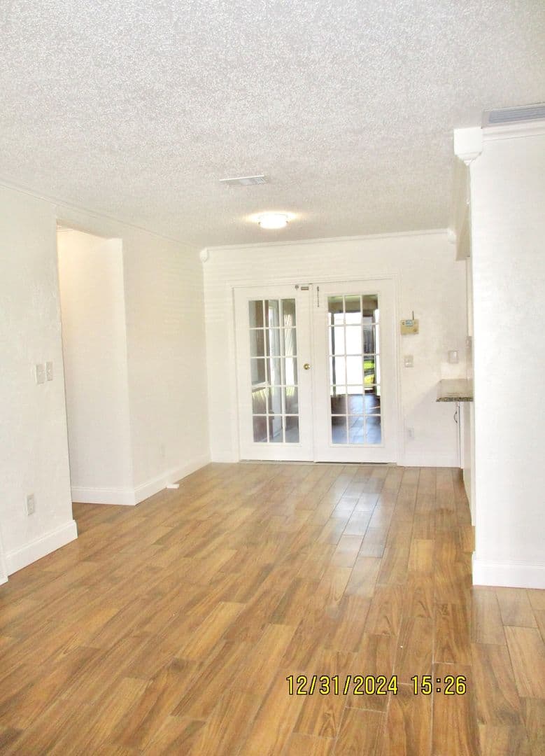 South Daytona House: 1737 Western Rd