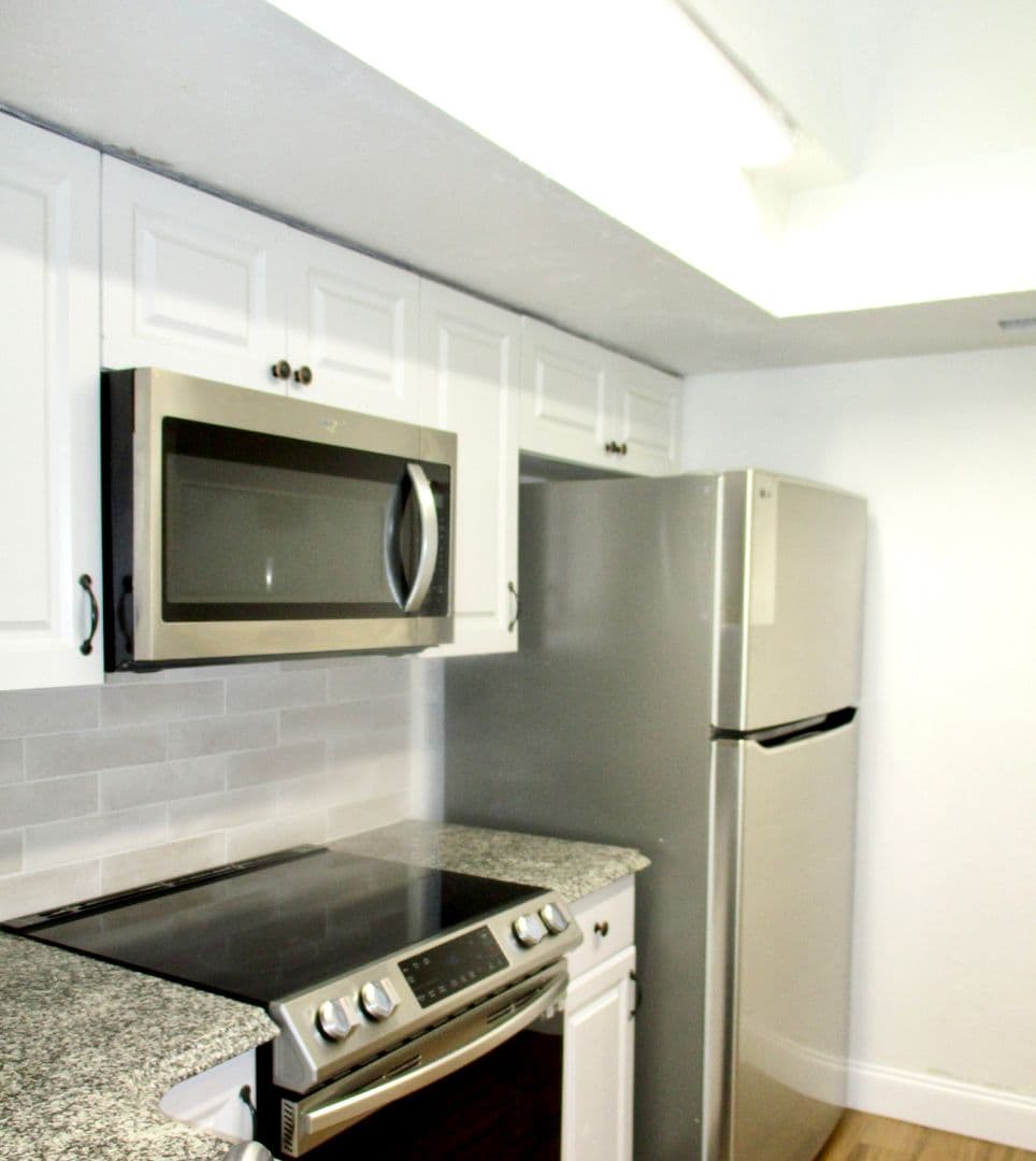 South Daytona House: 1737 Western Rd