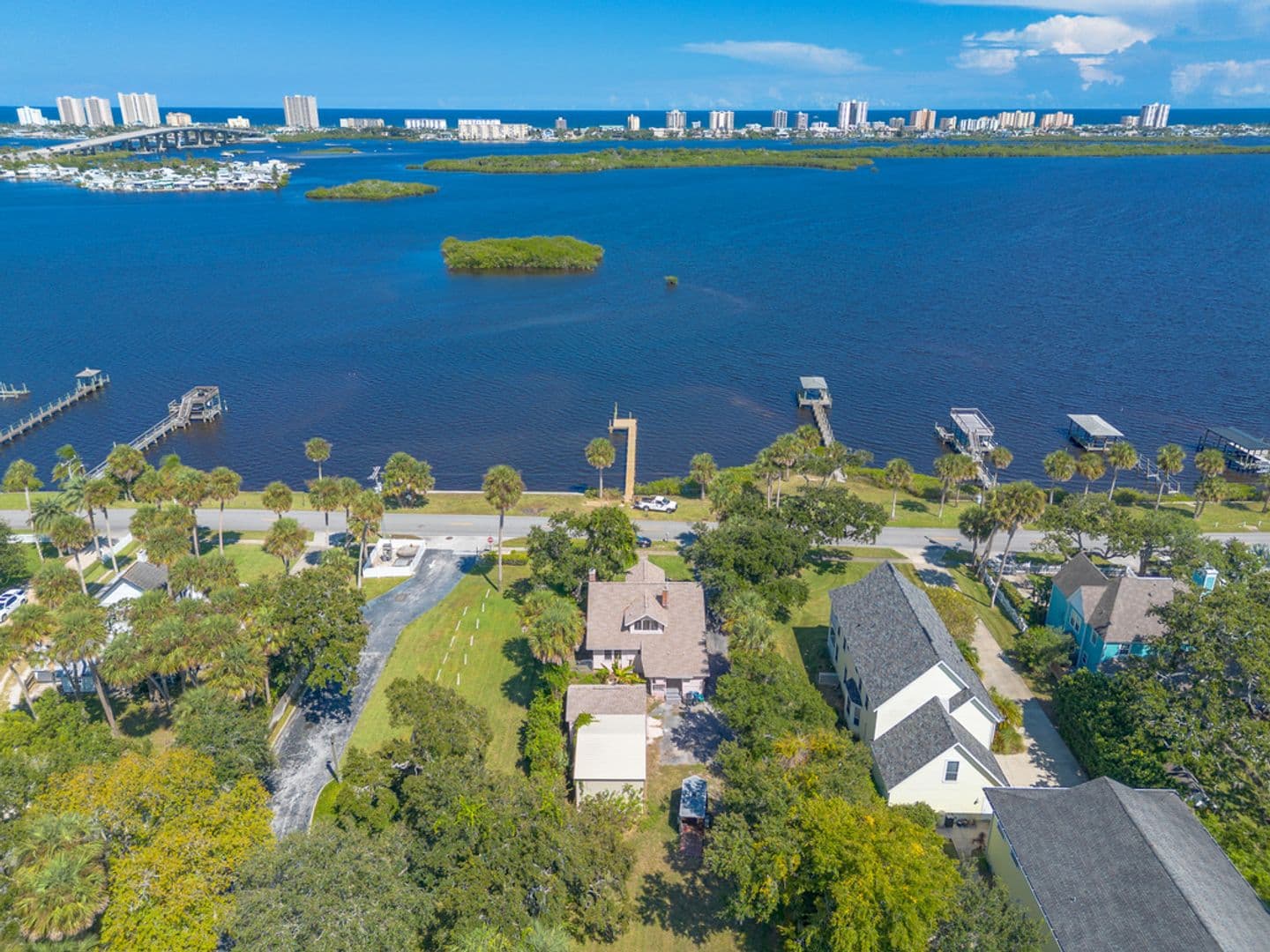 Port Orange House: 4440 Halifax Dr