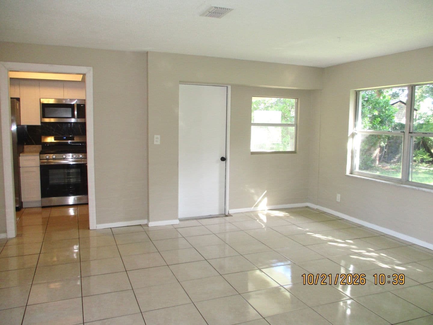 Daytona Beach House: 909 Kathy St