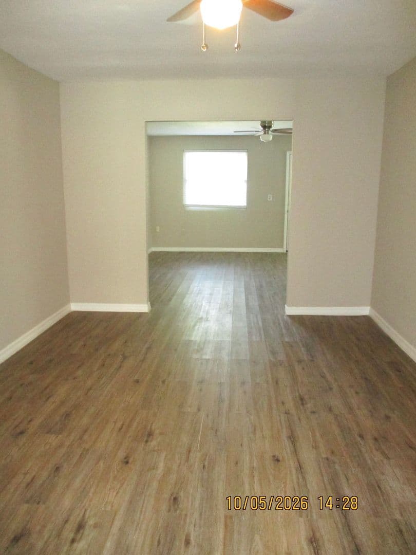 Daytona Beach House: 228 S Keech St