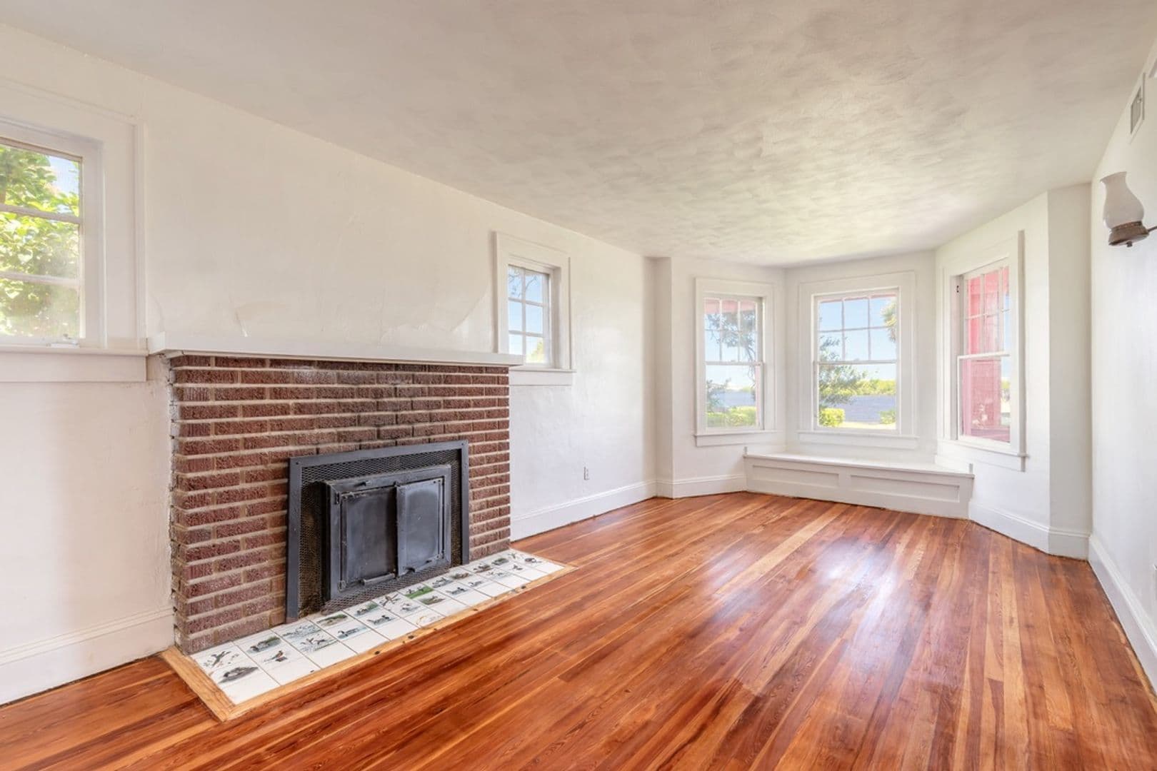 Port Orange House: 4440 Halifax Dr
