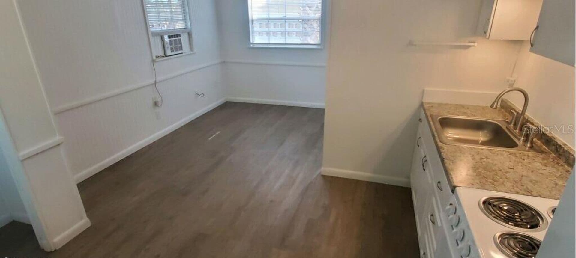 South Daytona Apartment: 108 Murray Way