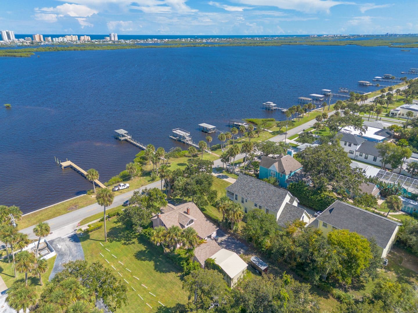 Port Orange House: 4440 Halifax Dr