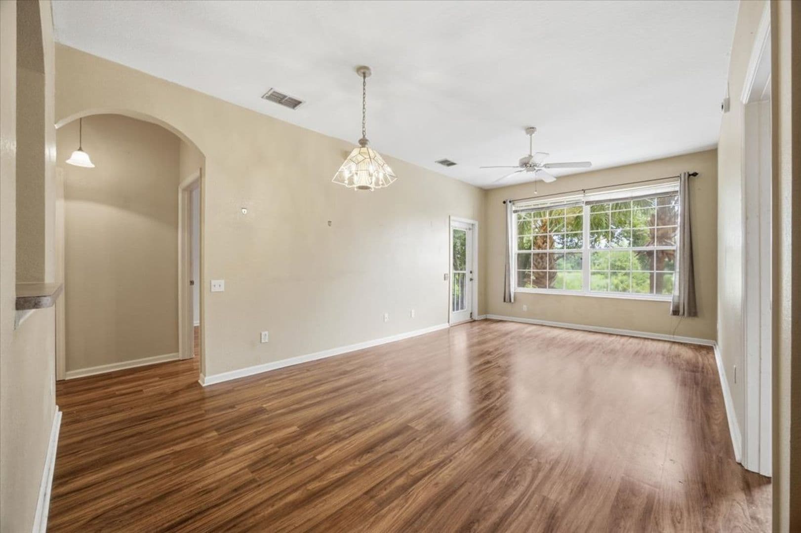 Orlando House: 7109 Yacht Basin Ave, Apt 428