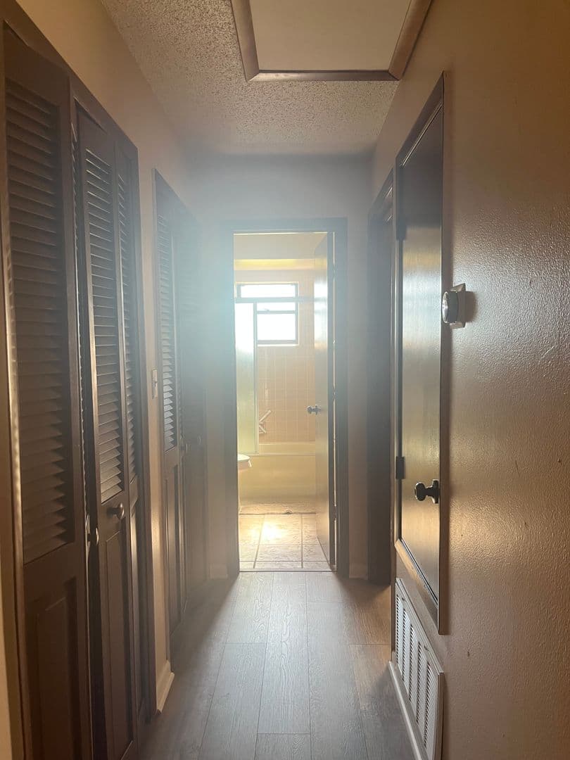 Kissimmee House: 2112 W Martin St