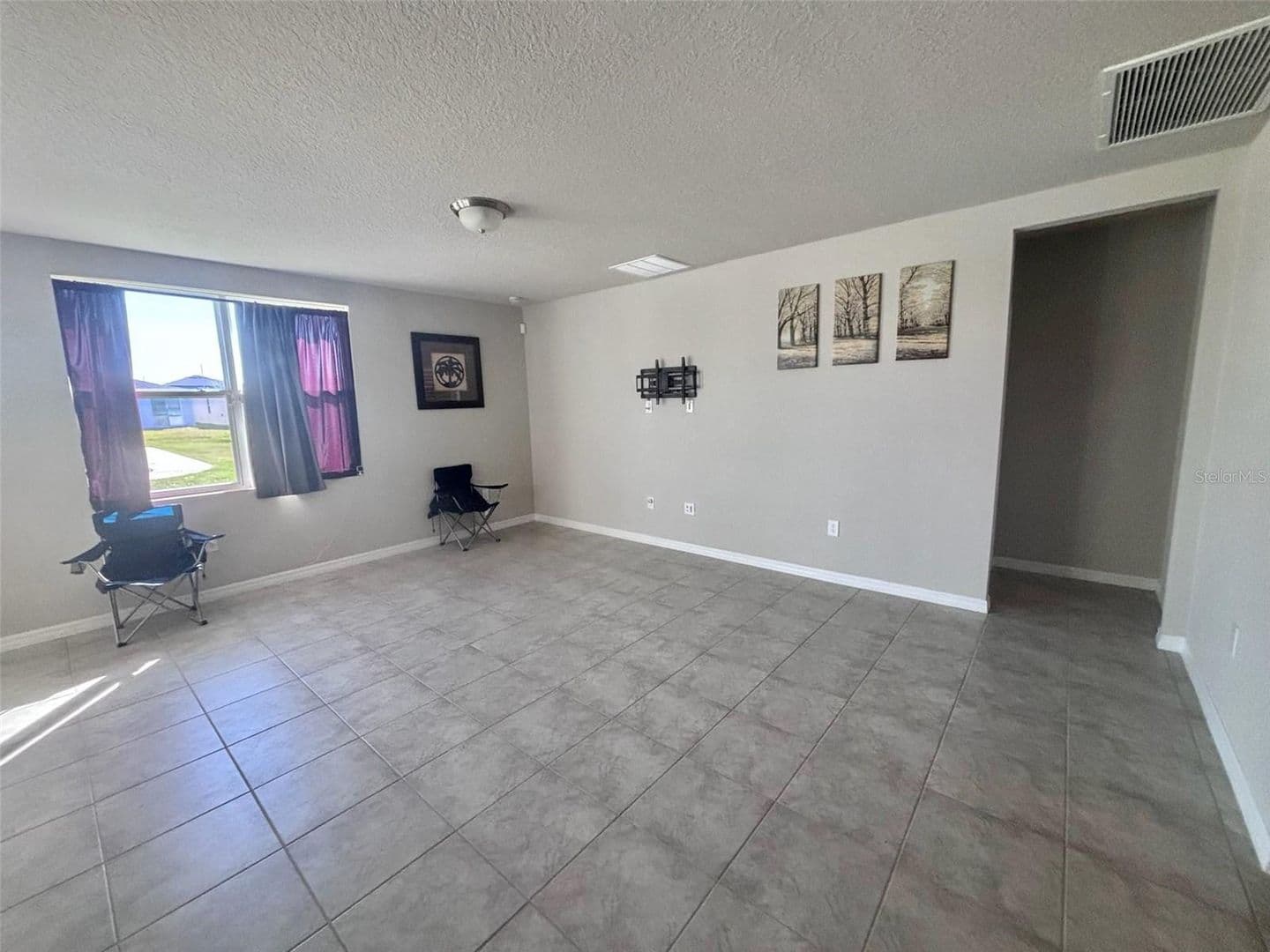 Haines City House: 384 Guadlupe St