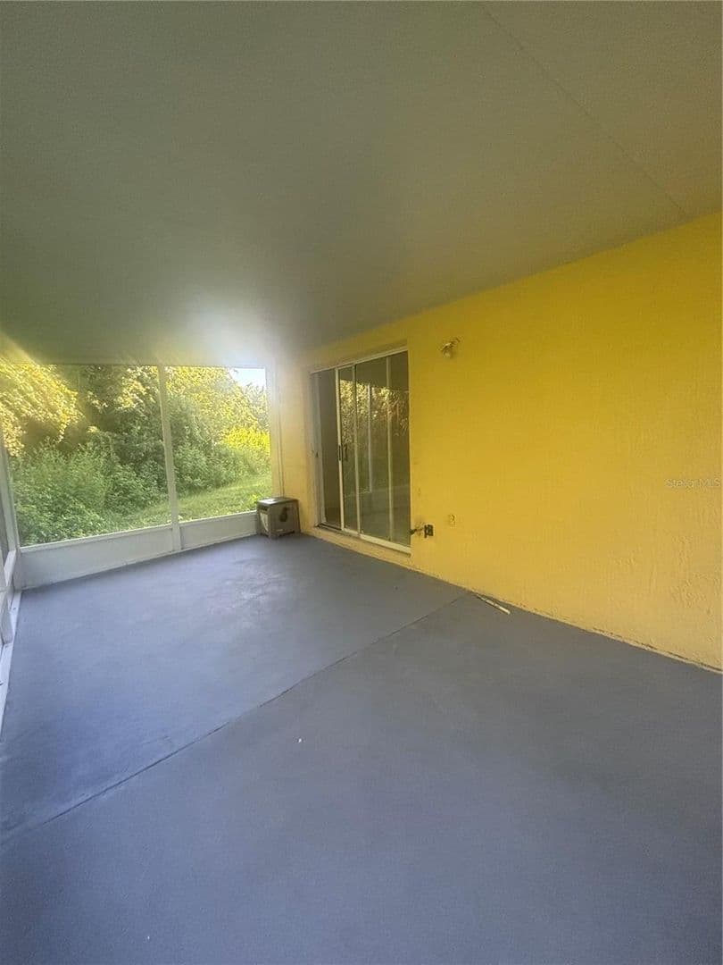Kissimmee House: 2422 Parsons Pond Circle