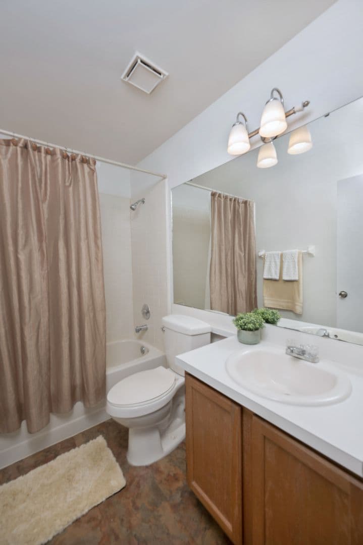 Sanford Condo: 102 Candlewick Ct