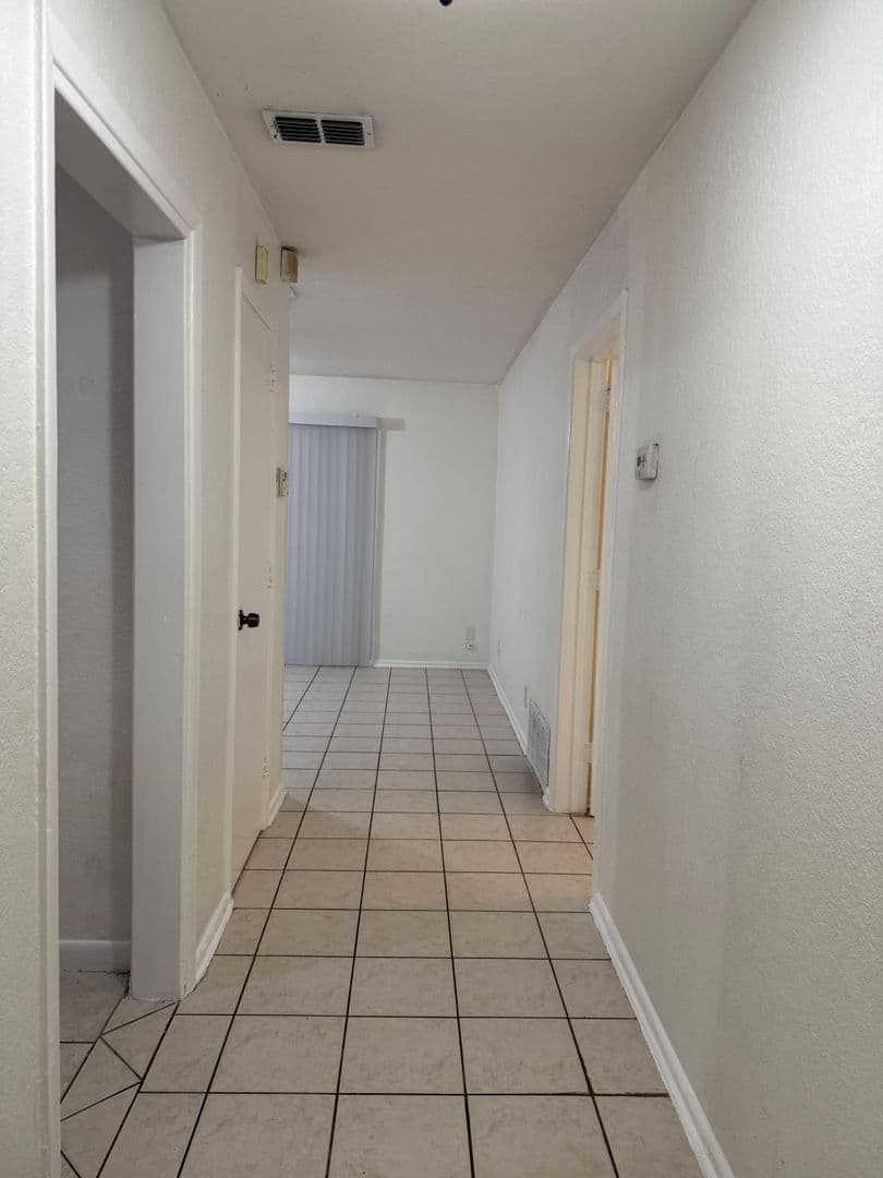 Orlando House: 3111 Eleuthera Lane